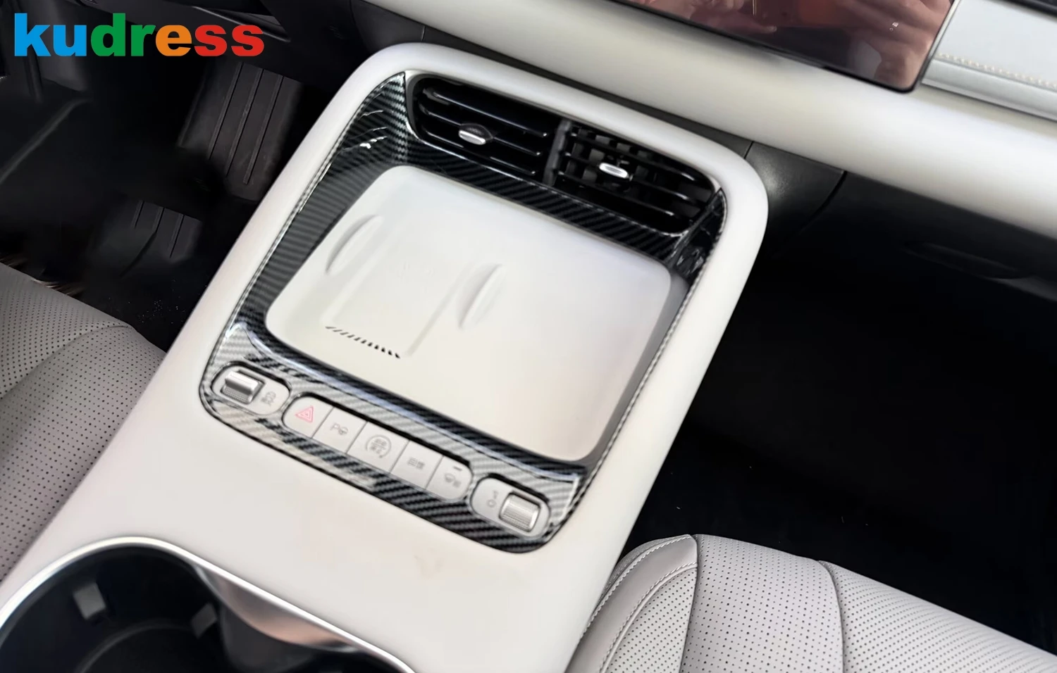 For BYD Sealion 06 EV 2025 2026 Car Center Console Gear Shift Box Panel Cover Trim Water Cup Holder Frame Interior Accessories
For BYD Sealion 06 EV 2025 2026 Car Center Console Gear Shift Box Panel Cover Trim Water Cup Holder Frame Interior Accessories