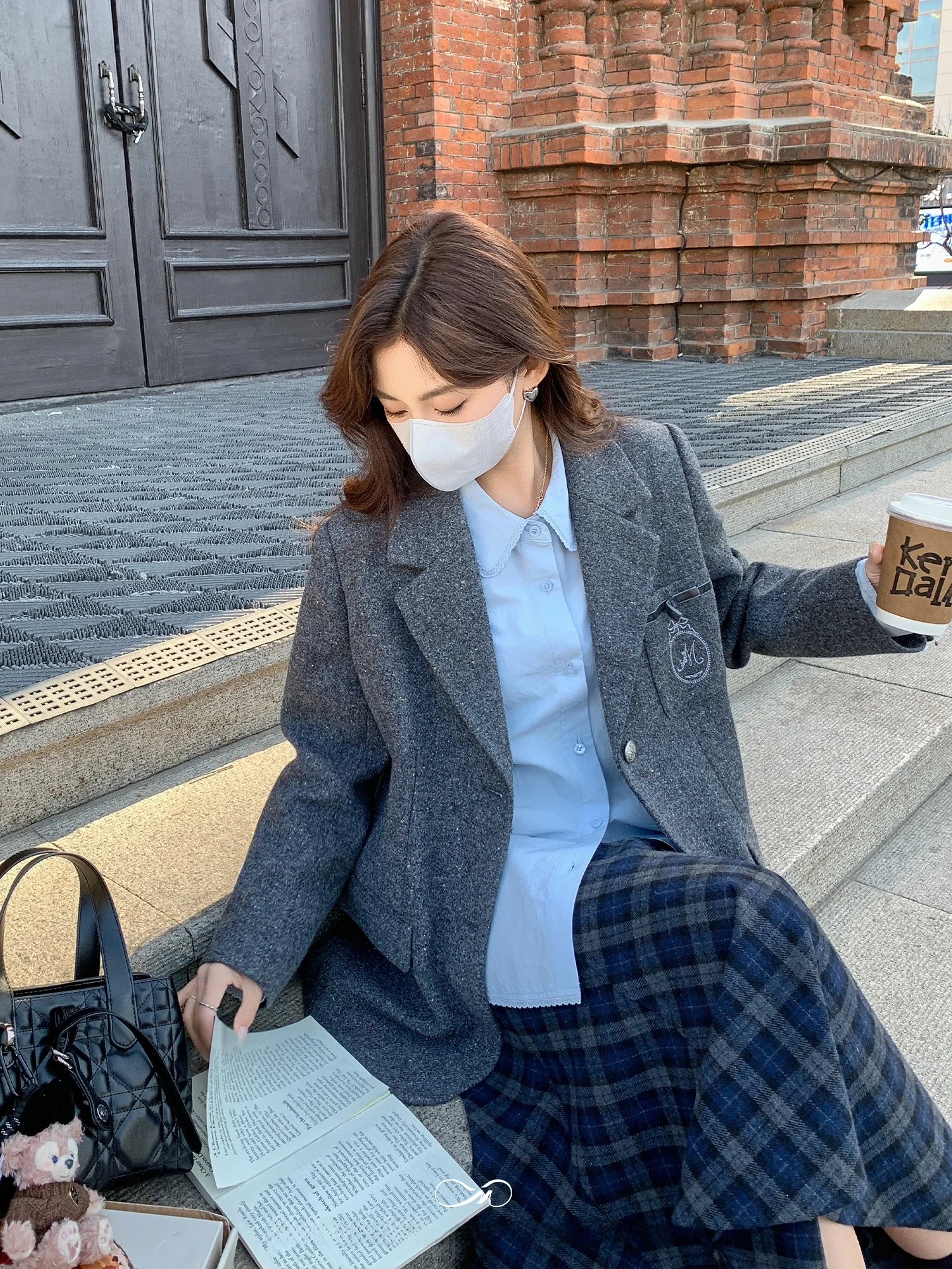 Женское винтажное шерстяное пальто Maxixe больших размеров в стиле преппи, зимнее повседневное, с длинными рукавами, на одной пуговице, цветное
Женское винтажное шерстяное пальто Maxixe больших размеров в стиле преппи, зимнее повседневное, с длинными рукавами, на одной пуговице, цветное