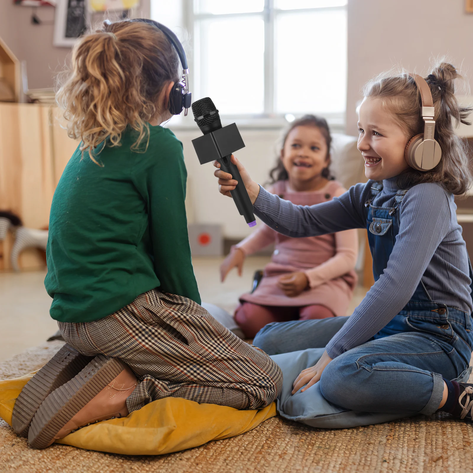 Fake Microphone Plastic Stage Performance Prop Kids Pretend Play Reusable Small Size Easy Hold Toddler Toy Musical Instrument
Fake Microphone Plastic Stage Performance Prop Kids Pretend Play Reusable Small Size Easy Hold Toddler Toy Musical Instrument