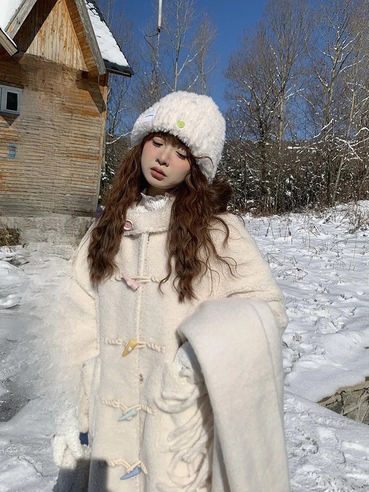 BibiBency женская шерстяная хлопковая куртка на пуговицах, теплая хлопковая одежда, белое пальто средней длины с мехом ягненка для колледжа
BibiBency женская шерстяная хлопковая куртка на пуговицах, теплая хлопковая одежда, белое пальто средней длины с мехом ягненка для колледжа