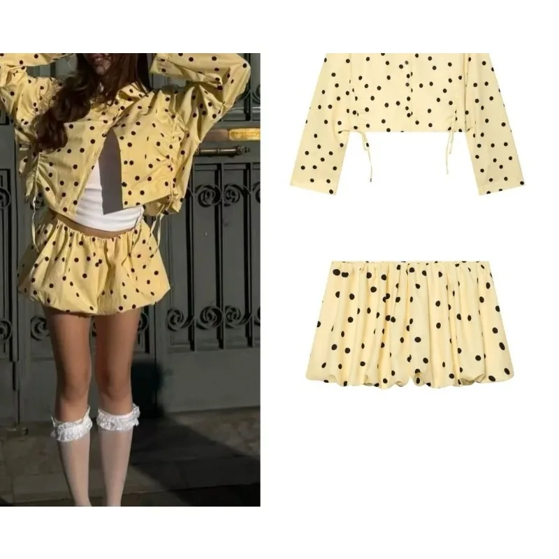 2026 Spring and Summer New Women's Clothing Sweet and Cool Polka Dot Drawstring Waist Short Jacket Shorts
2026 Spring and Summer New Women's Clothing Sweet and Cool Polka Dot Drawstring Waist Short Jacket Shorts