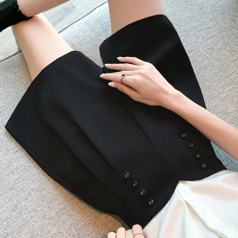 Women's Thin Summer Suit Shorts High Waisted A-Line Wide Leg Comfortable Stretchy Casual Workwear Elastic Waist Shorts
Women's Thin Summer Suit Shorts High Waisted A-Line Wide Leg Comfortable Stretchy Casual Workwear Elastic Waist Shorts