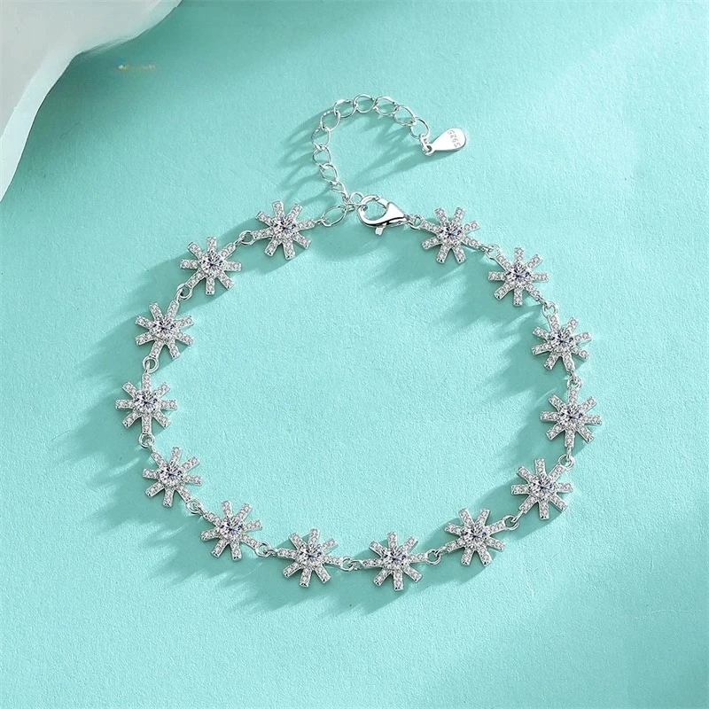 Genuine Moissanite Plated 18K White Gold Diamond Bracelet for Women, 925 Sterling Silver Flower Bracelet, High-End 
Genuine Moissanite Plated 18K White Gold Diamond Bracelet for Women, 925 Sterling Silver Flower Bracelet, High-End