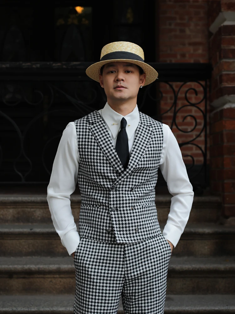 Classic British Retro Double-Breasted Slim Fit Wedding Groomsmen Suit Vest Fashionable Business Gentleman Host Polyester Blend
Classic British Retro Double-Breasted Slim Fit Wedding Groomsmen Suit Vest Fashionable Business Gentleman Host Polyester Blend