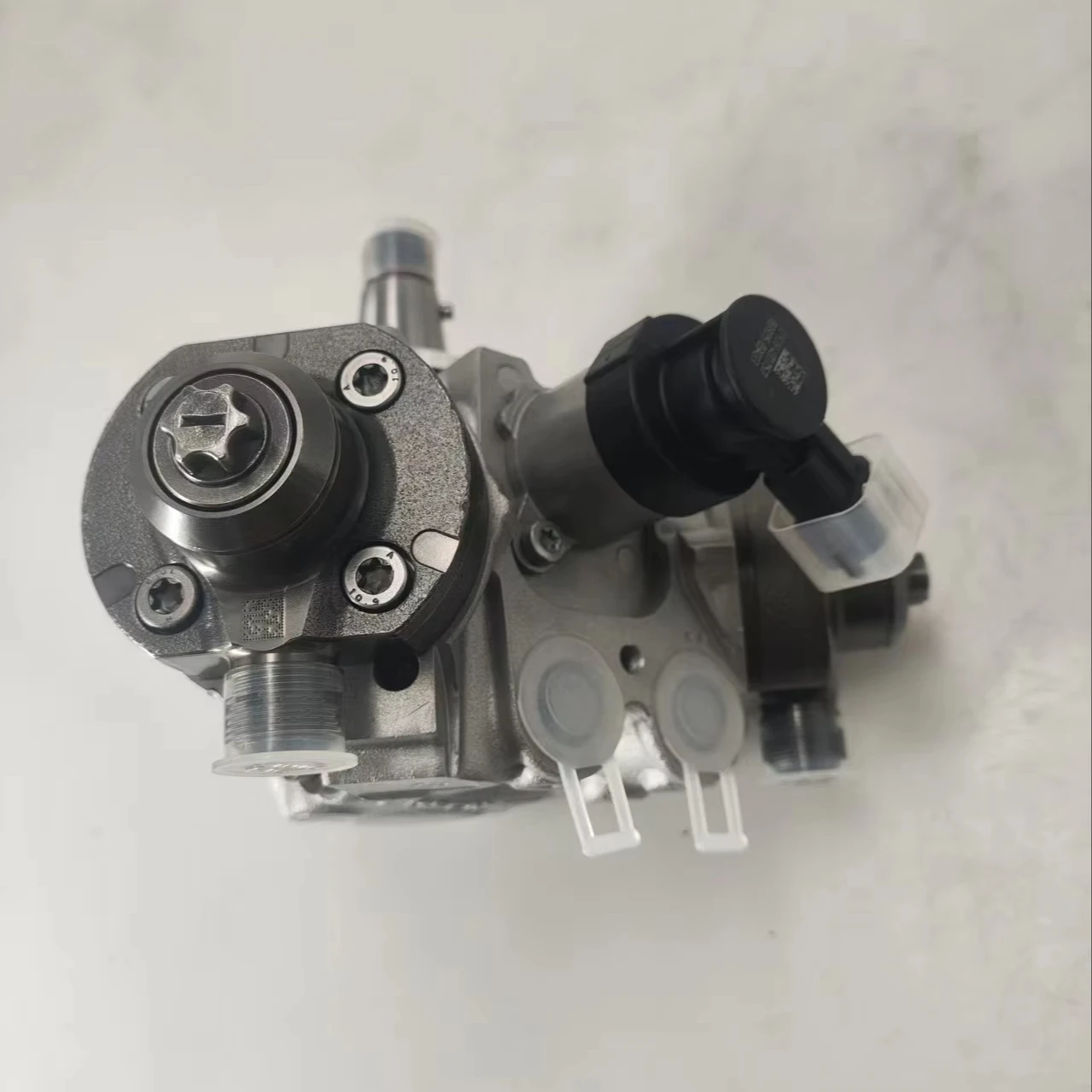 Fuel Pump Fuel Pump 0445010859 0 445 010 859 For CR/CP4HS2/R80/40 Engine
Fuel Pump Fuel Pump 0445010859 0 445 010 859 For CR/CP4HS2/R80/40 Engine