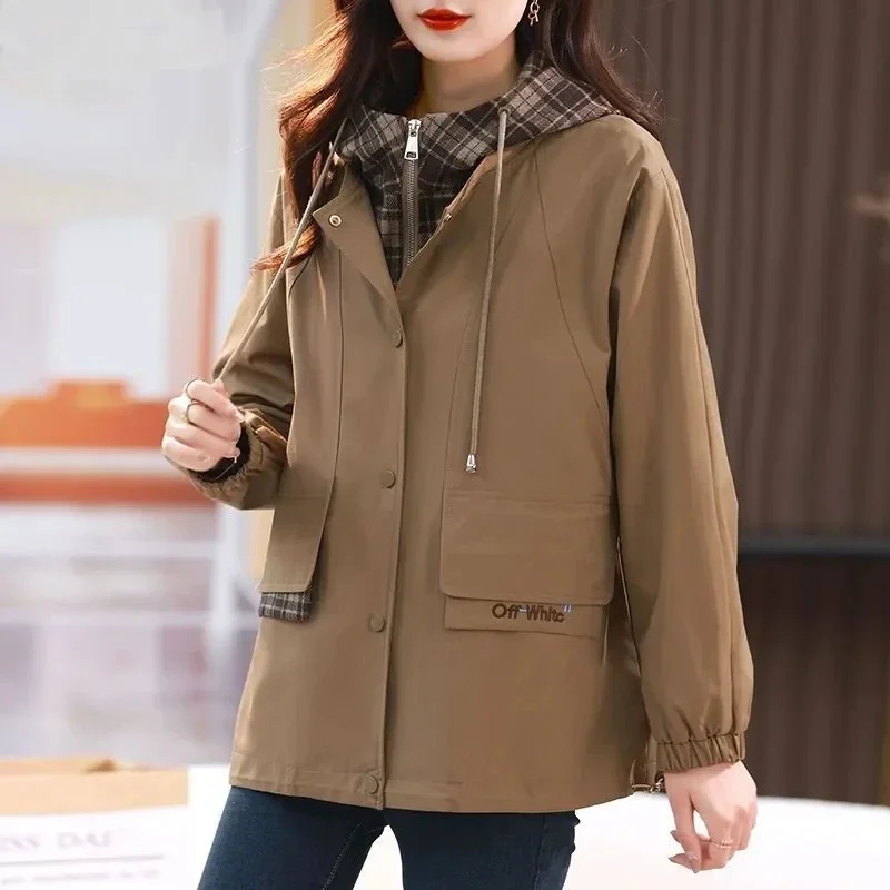 Autumn Trench Coat Woman 2025 New Korean Fashion Short Hooded Windbreaker Female Long-Sleeved Loose Casual Outwear Coats WomenL
Autumn Trench Coat Woman 2025 New Korean Fashion Short Hooded Windbreaker Female Long-Sleeved Loose Casual Outwear Coats WomenL