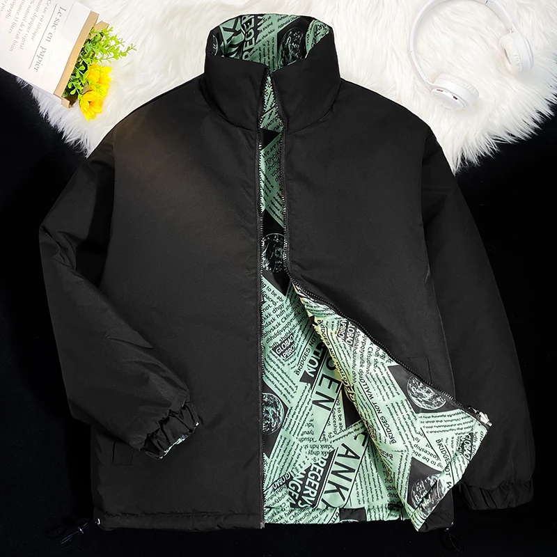 Men's Reversible Newspaper Print Stand-Collar Cotton Jacket, Available in Black/White + Reversible Design, One Side Is Simple and Sophisticated, the Other Side Features Eye-Catching Newspaper Print, with a Puffy Fit That Is Not Bulky, Perfect for Winter P
Men's Reversible Newspaper Print Stand-Collar Cotton Jacket, Available in Black/White + Reversible Design, One Side Is Simple and Sophisticated, the Other Side Features Eye-Catching Newspaper Print, with a Puffy Fit That Is Not Bulky, Perfect for Winter P