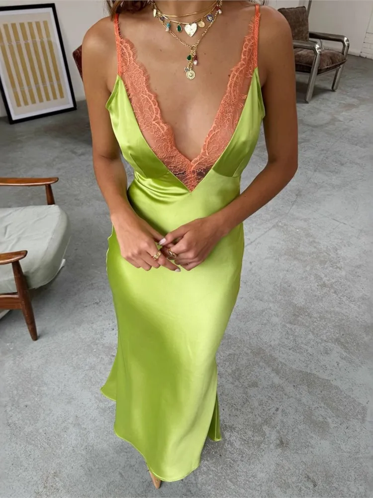 Summer New Party Dresses For Woman Lace V-neck Suspender Dress Solid Color Vestidos Contrast Sleeveless Robe Trendy Temperament
Summer New Party Dresses For Woman Lace V-neck Suspender Dress Solid Color Vestidos Contrast Sleeveless Robe Trendy Temperament