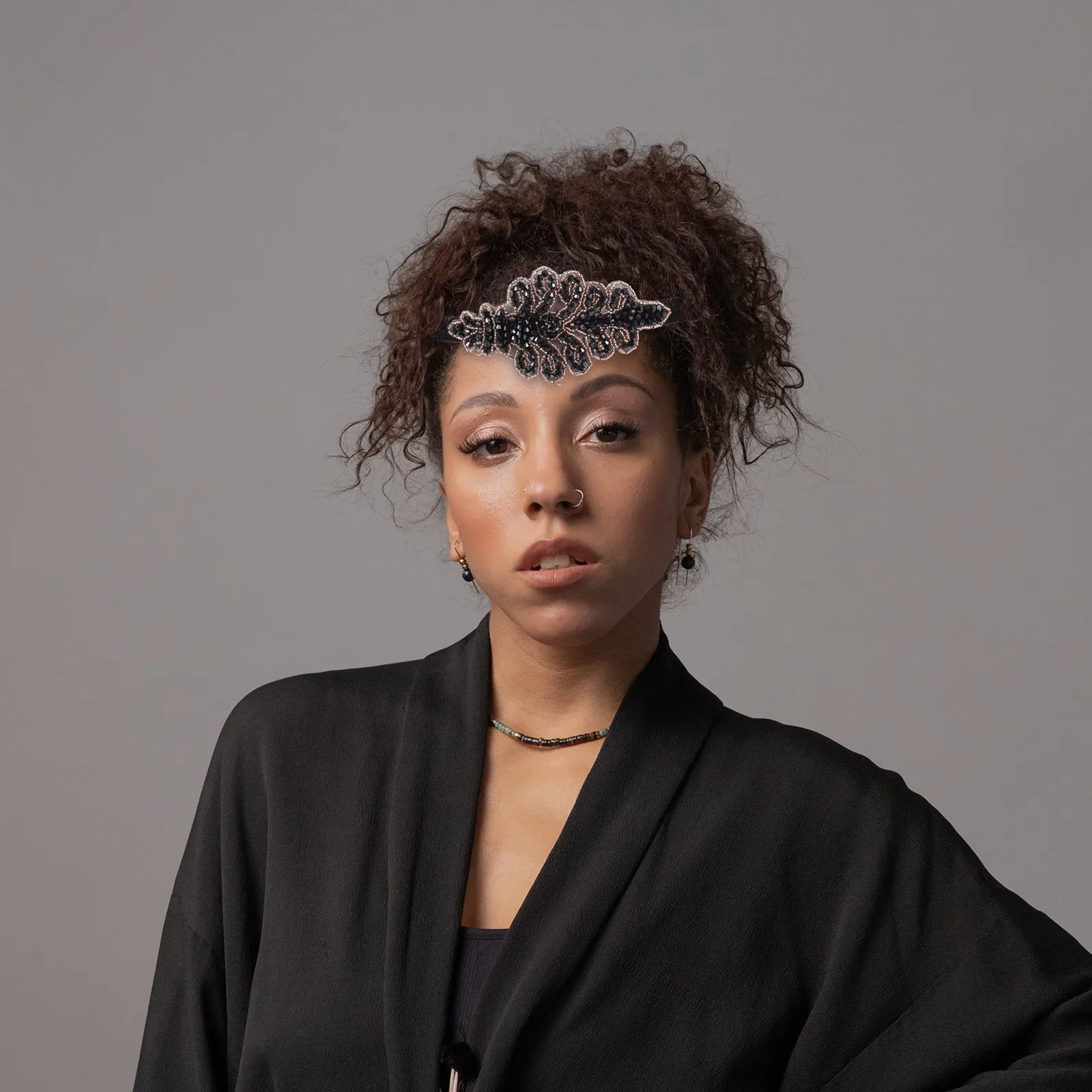 1Pcs Vintage Rhinestone Hairband Delicate 1920S Flapper Headpiece Party Accessory Festival Carnival Costume 1920S Headband
1Pcs Vintage Rhinestone Hairband Delicate 1920S Flapper Headpiece Party Accessory Festival Carnival Costume 1920S Headband