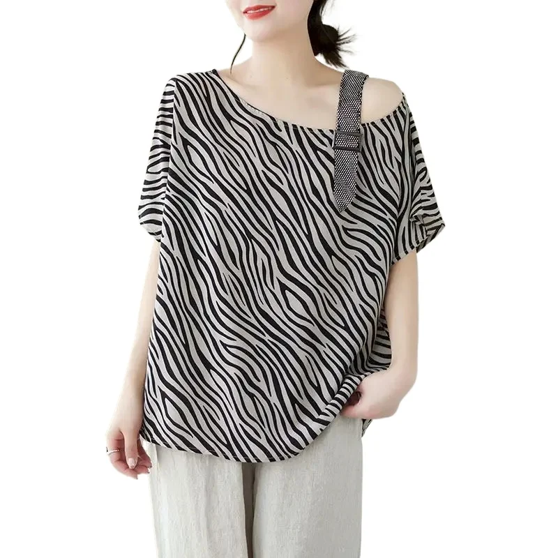 Casual T Shirts Women Korean Off Shoulder Short Sleeve Tops Fashion Loose Design T-shirt Summer Trend Thin Tshirt Y2k Tops
Casual T Shirts Women Korean Off Shoulder Short Sleeve Tops Fashion Loose Design T-shirt Summer Trend Thin Tshirt Y2k Tops