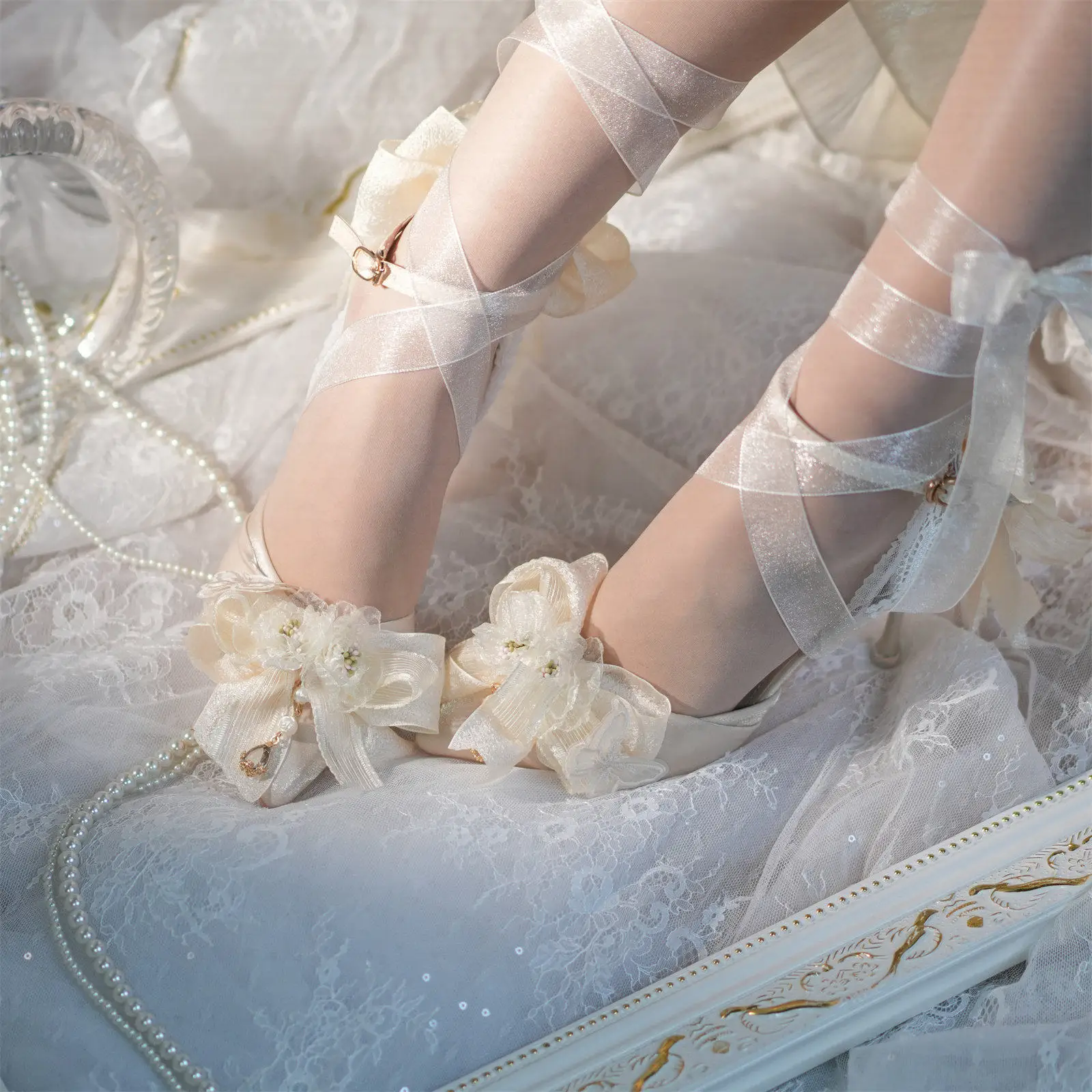Japanese Original Dark Blue Flower Wedding Cla Series Lolita Bow Flower Ribbon High Heel Sweet Elegant Wind Lo Sandals for Women
Japanese Original Dark Blue Flower Wedding Cla Series Lolita Bow Flower Ribbon High Heel Sweet Elegant Wind Lo Sandals for Women