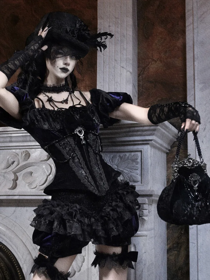 new goth clothes women Fiesta Carnival Halloween cos cosplay velvet Lace skirt pants
new goth clothes women Fiesta Carnival Halloween cos cosplay velvet Lace skirt pants