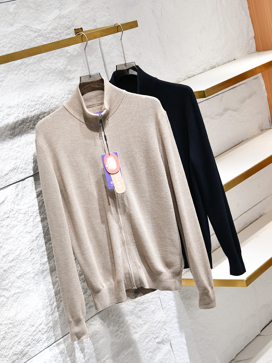 Italian Label Wool Silk Casual Knitted Cardigan Coat for Men Stand Collar Open Style Fashionable Urban Style Long Sleeve
Italian Label Wool Silk Casual Knitted Cardigan Coat for Men Stand Collar Open Style Fashionable Urban Style Long Sleeve