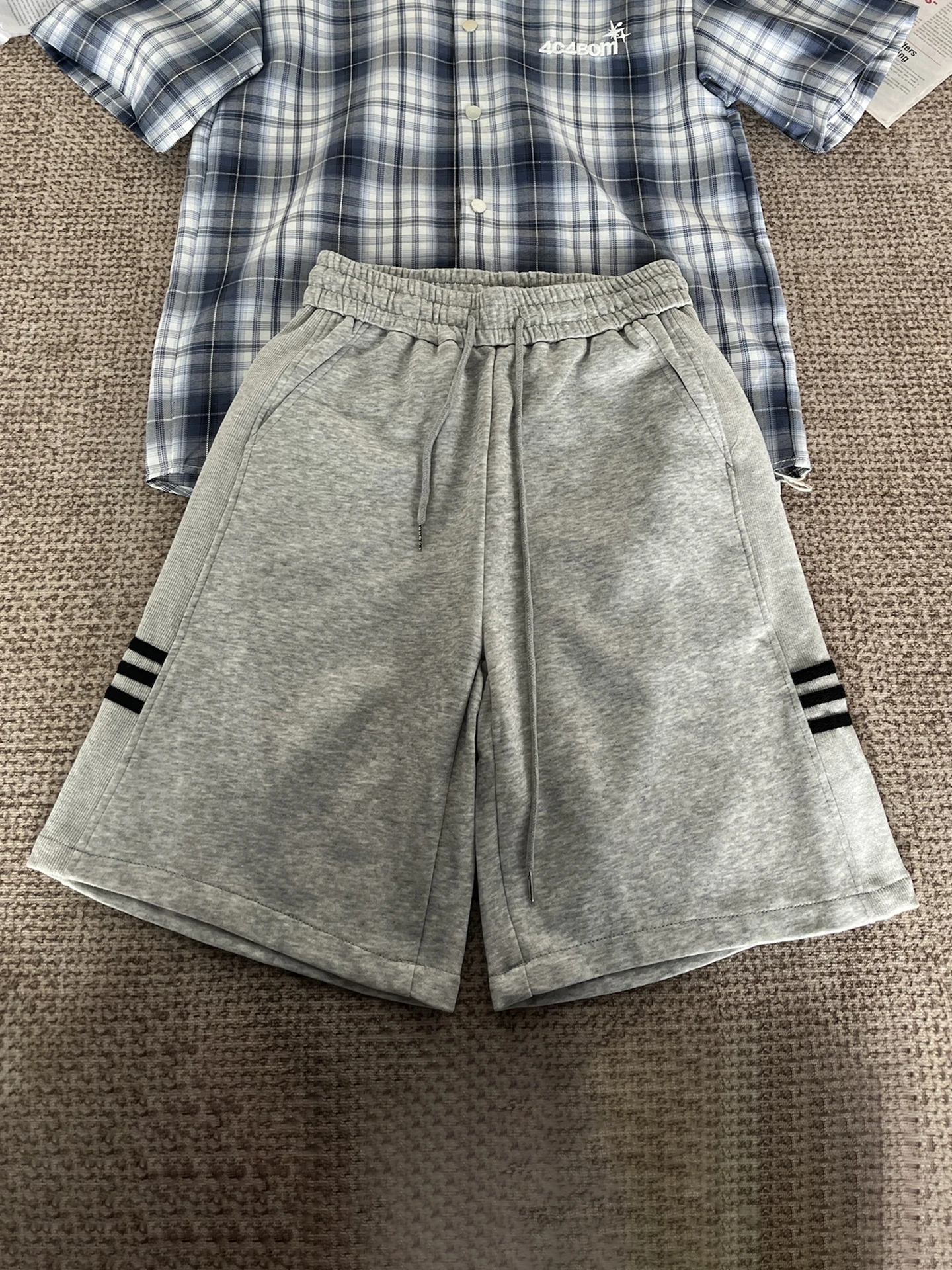 ey Stripe Sports orts Men's Summer Loose Breathable Baskeall Casual Five-Quarter Mid-Pants Straight Leg Fit Teenagers
ey Stripe Sports orts Men's Summer Loose Breathable Baskeall Casual Five-Quarter Mid-Pants Straight Leg Fit Teenagers