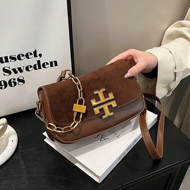 2025 Winter Women's Tofu Bag, Vintage Soft Small Square Crossbody Purse, Adjustable Strap Shoulder Bag, Casual Multi-way Handbag
2025 Winter Women's Tofu Bag, Vintage Soft Small Square Crossbody Purse, Adjustable Strap Shoulder Bag, Casual Multi-way Handbag