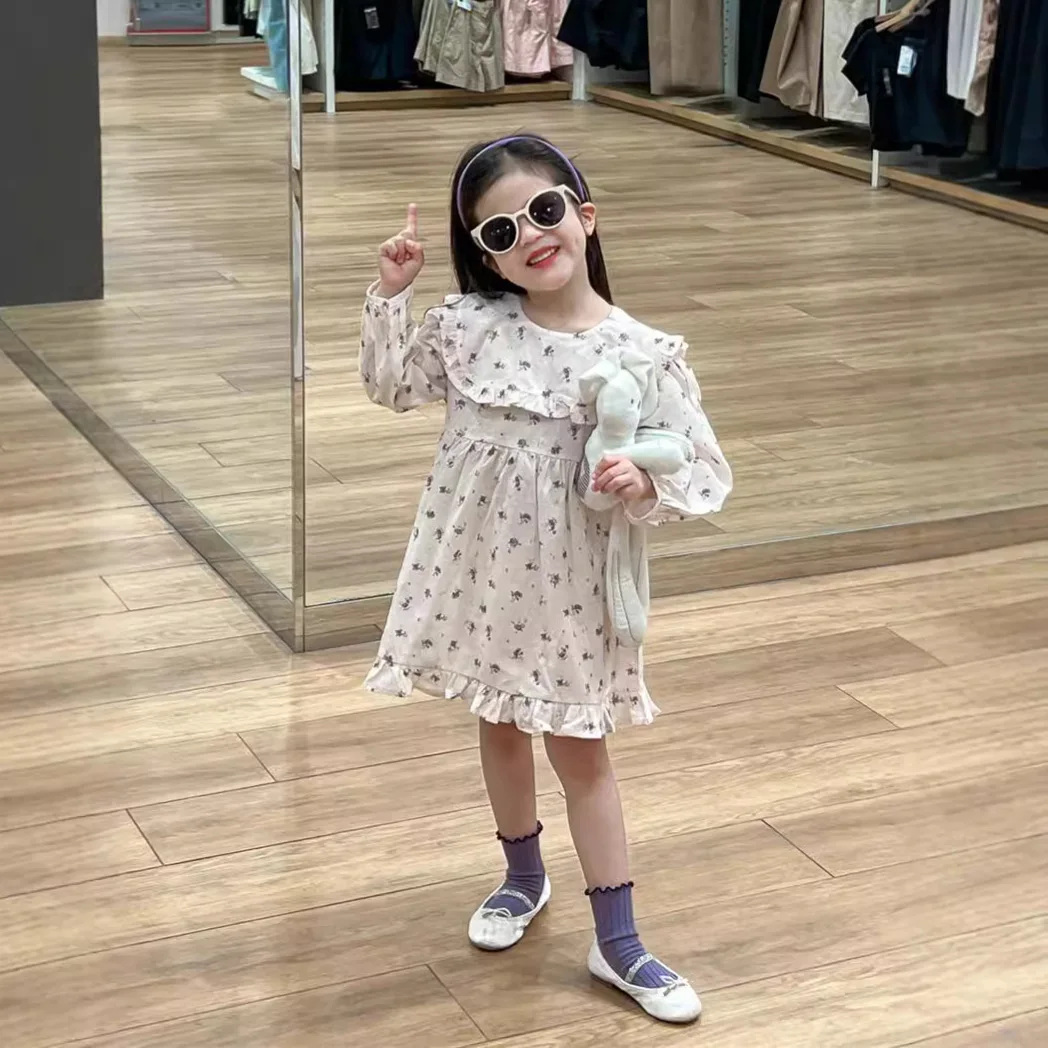 Girls Skirts 2024 Autumn New Childrens Wear Korean Style Rice Bottom Print Shredded Flower Wood Ear Lapel Long-sleeved Dress
Girls Skirts 2024 Autumn New Childrens Wear Korean Style Rice Bottom Print Shredded Flower Wood Ear Lapel Long-sleeved Dress