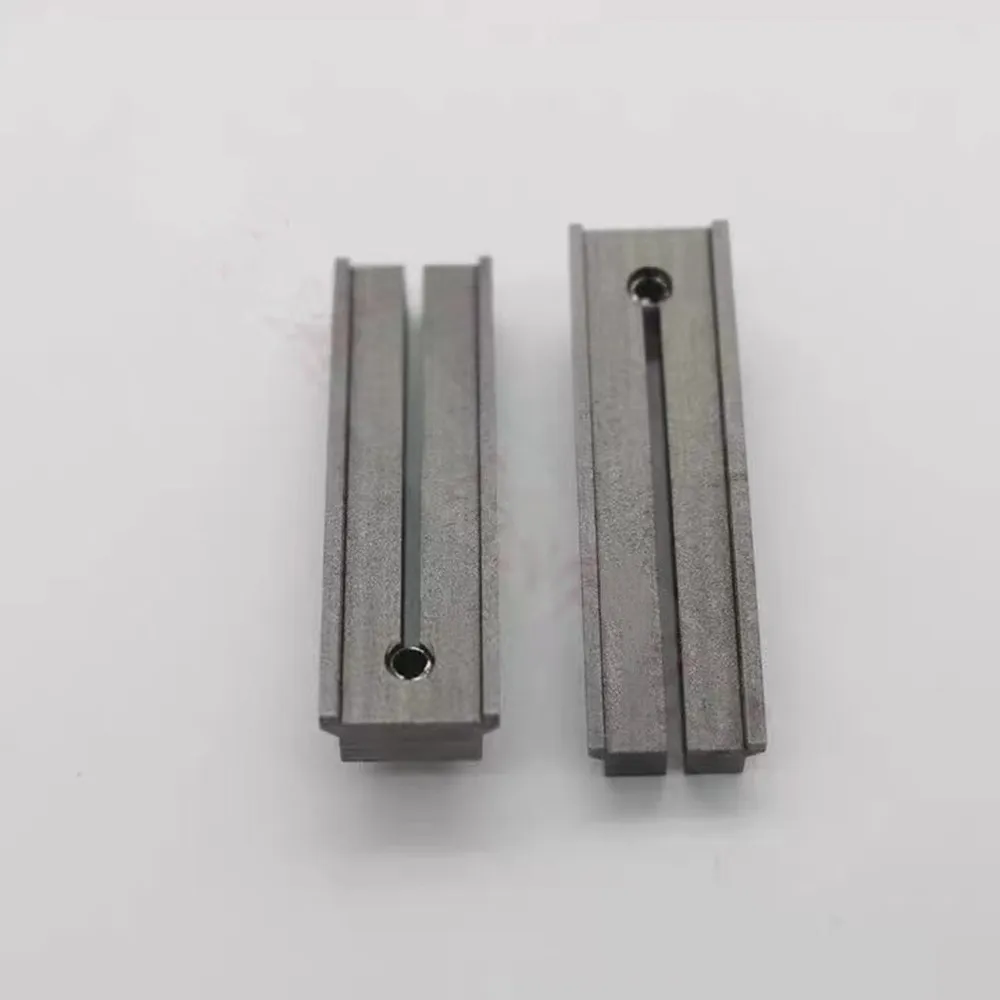 Keychannel 2pcs HON66 Clamps Fixing Fixture for Wenxing XP007 Key Cutting Machine for Cutting HON66 Key Blade
Keychannel 2pcs HON66 Clamps Fixing Fixture for Wenxing XP007 Key Cutting Machine for Cutting HON66 Key Blade