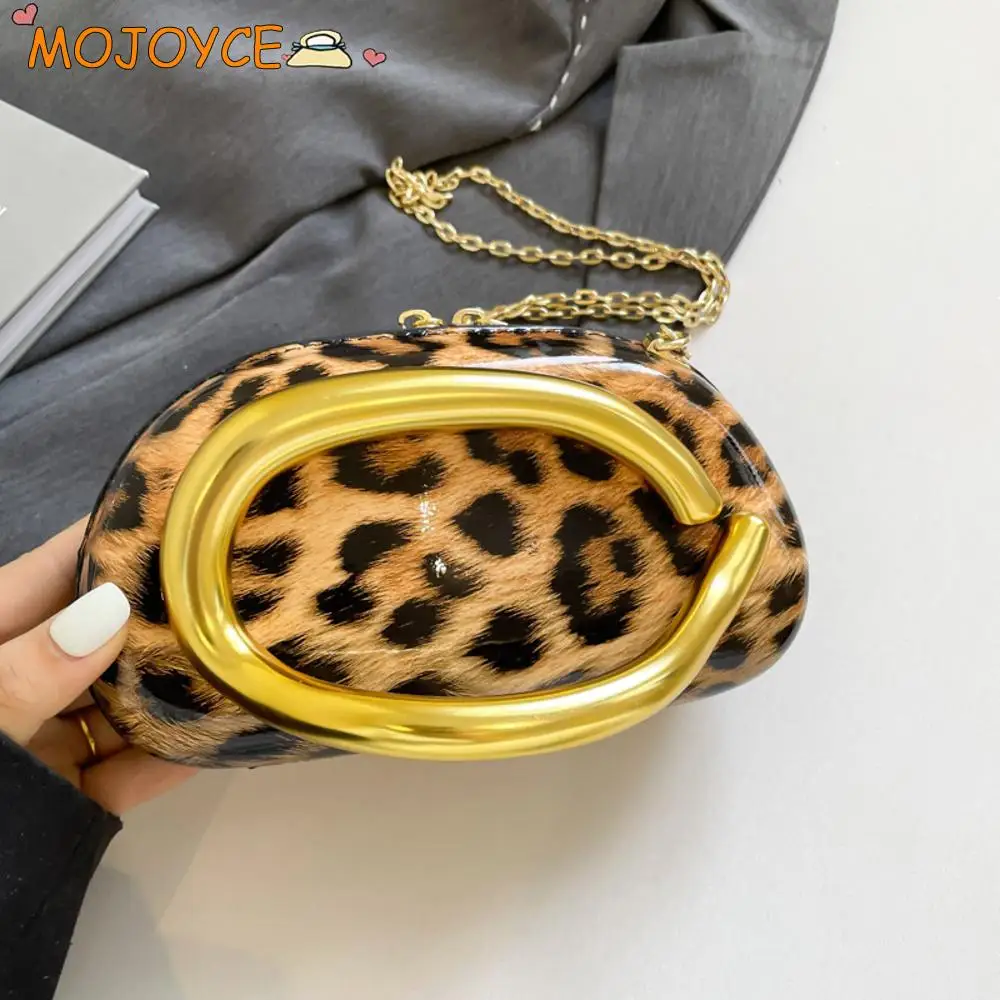 Women Evening Bags Gold Metal Box Leopard Print Clutch Purse Handbag with Chain Luxury Crossbody Bags Wedding Party shoulder bag 
Women Evening Bags Gold Metal Box Leopard Print Clutch Purse Handbag with Chain Luxury Crossbody Bags Wedding Party shoulder bag