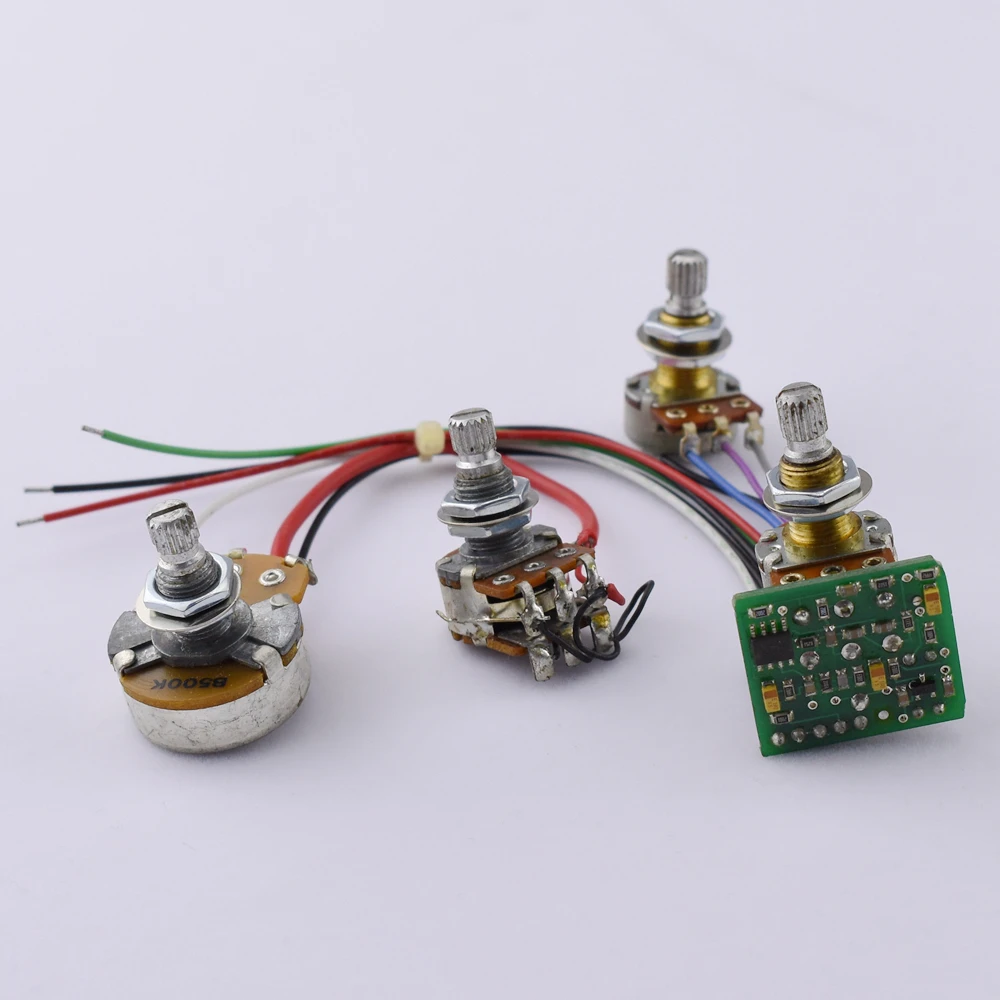 1 комплект активной 2-полосной цепи предусилителя эквалайзера для пассивного звукоснимателя басов — США (походження)
1 комплект активной 2-полосной цепи предусилителя эквалайзера для пассивного звукоснимателя басов — США (походження)