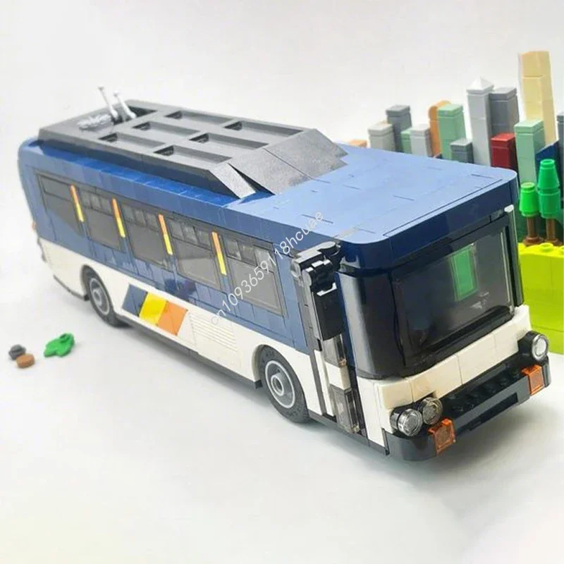 626pcs MOC City Bus City Champion Building Blocks Christmas Toy To Develop Patience And Concentration Idea Creative DIY Gift
626pcs MOC City Bus City Champion Building Blocks Christmas Toy To Develop Patience And Concentration Idea Creative DIY Gift