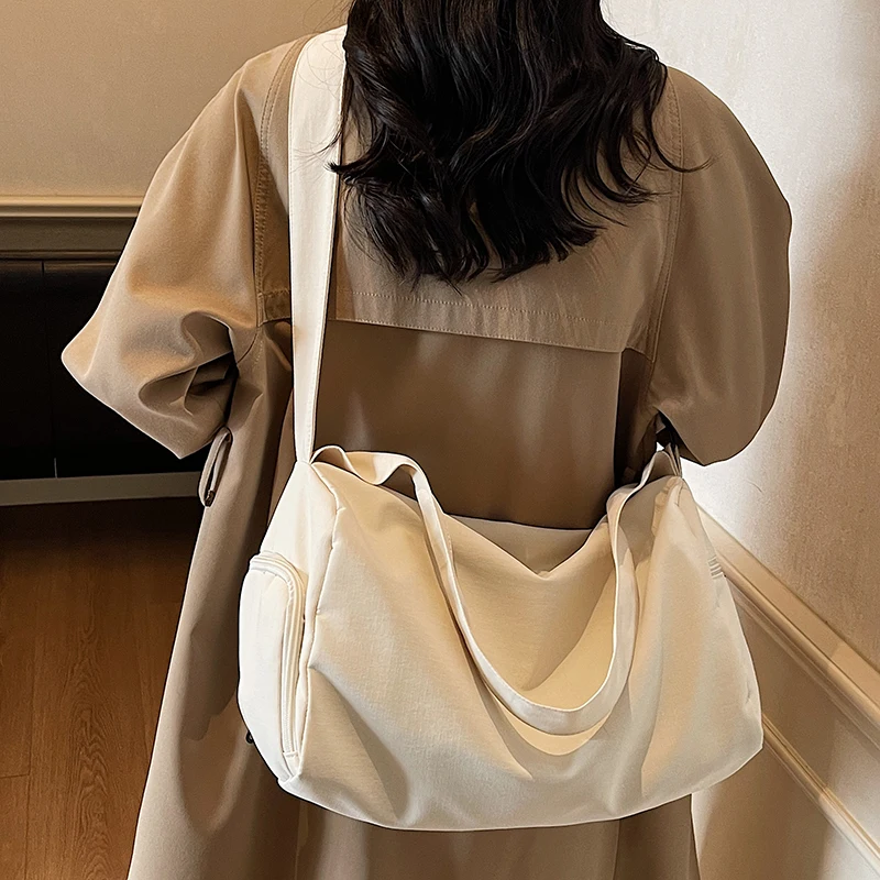 Вместительные женские холщовые сумки-тоут, повседневные женские сумки через плечо, модные однотонные дорожные сумки для покупок
Вместительные женские холщовые сумки-тоут, повседневные женские сумки через плечо, модные однотонные дорожные сумки для покупок