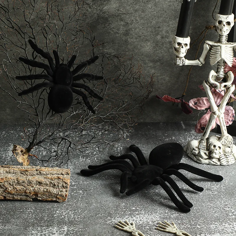 Halloween Black Velvet Spider Props Realistic Prank Props Ghost Festival Party Haunted House Bar KTV Decoration
Halloween Black Velvet Spider Props Realistic Prank Props Ghost Festival Party Haunted House Bar KTV Decoration