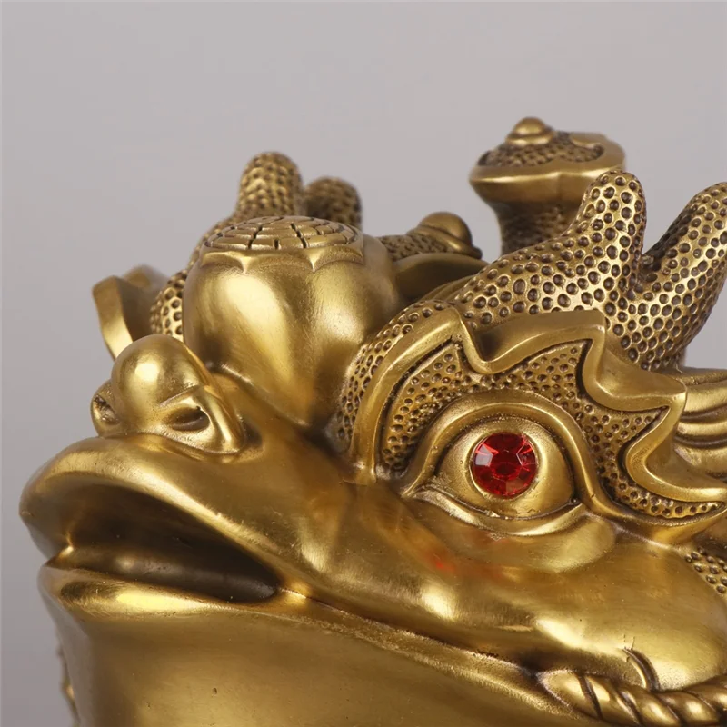 Фэн-шуй медное животное жаба орнамент гостиная магазин настольные фигурки три ноги
Фэн-шуй медное животное жаба орнамент гостиная магазин настольные фигурки три ноги