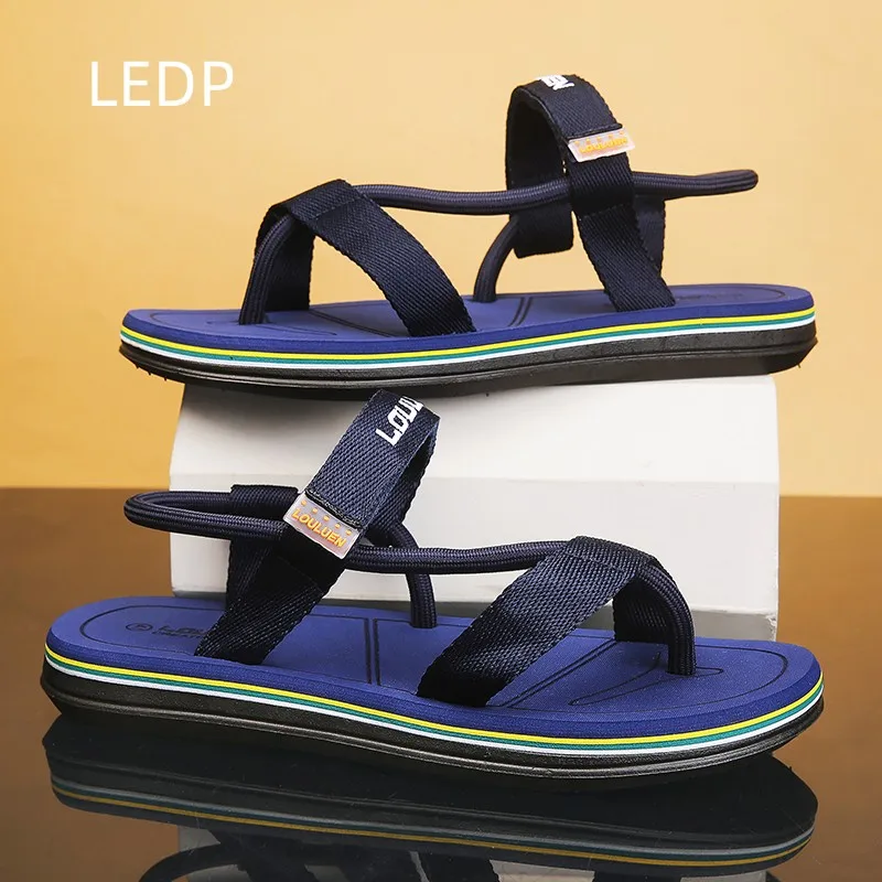 Мужские сандалии, модные трендовые удобные стильные летние сандалии для пар, Лидер продаж 2023, дизайнерская Реплика, мужская обувь
Мужские сандалии, модные трендовые удобные стильные летние сандалии для пар, Лидер продаж 2023, дизайнерская Реплика, мужская обувь