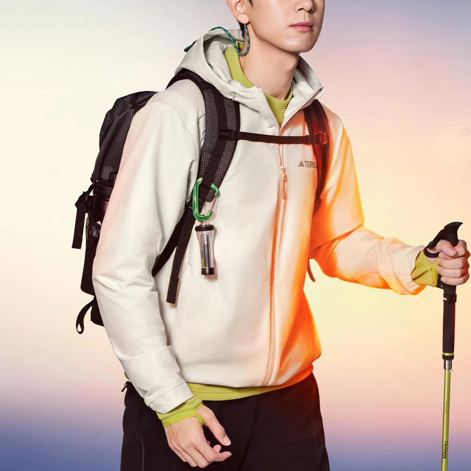 Adidas genuine men's outdoor breathable warm jacket KC8492
Adidas genuine men's outdoor breathable warm jacket KC8492