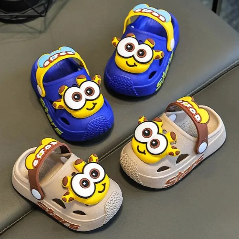 2026 Summer New Children's Slippers Cute Cartoon Pattern Girl and Boy Soft Bottom Comfortable Baotou Hole Sandals
2026 Summer New Children's Slippers Cute Cartoon Pattern Girl and Boy Soft Bottom Comfortable Baotou Hole Sandals