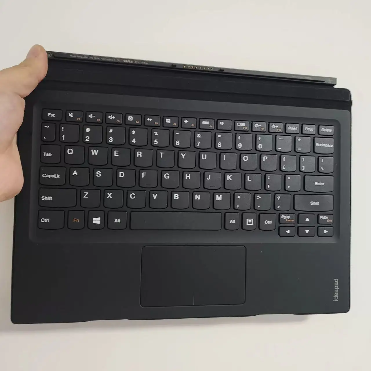 For Lenovo Miix700 Miix4 Magnetic Keyboard Miix710 Original Keyboard 100% test ok
For Lenovo Miix700 Miix4 Magnetic Keyboard Miix710 Original Keyboard 100% test ok