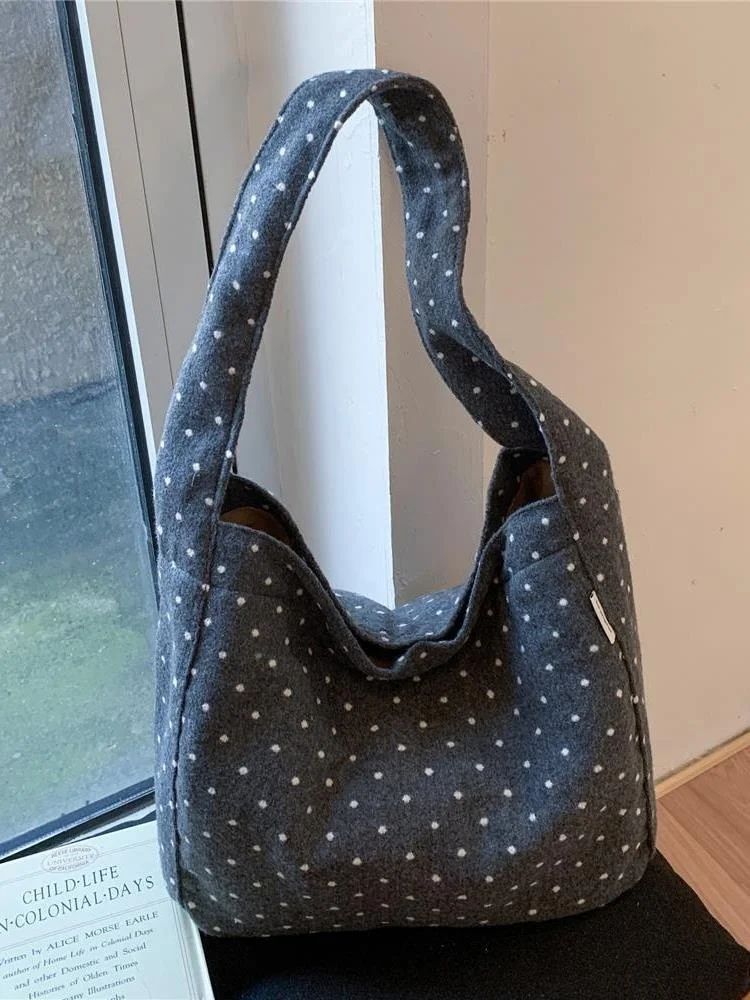 Retro Polka Dot Canvas oulder Bag Women's Large Capaci Tote Bag Lazy Sle Urban mat Trend Winter New Arrival
Retro Polka Dot Canvas oulder Bag Women's Large Capaci Tote Bag Lazy Sle Urban mat Trend Winter New Arrival