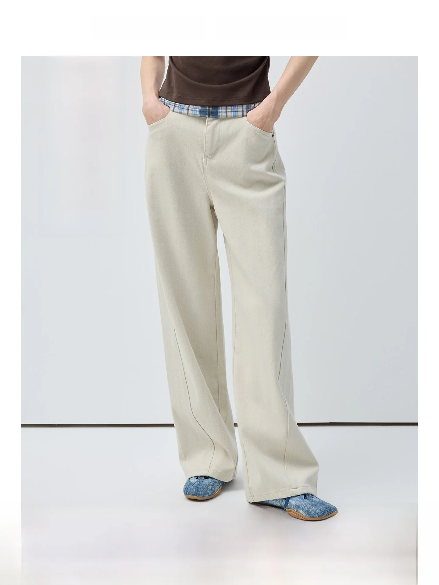 plus Size Women's Straight Leg Jeans High Waist Casual Loose Fit Spring Slimming Wide Leg Pants Versatile plus Size MM Trousers
plus Size Women's Straight Leg Jeans High Waist Casual Loose Fit Spring Slimming Wide Leg Pants Versatile plus Size MM Trousers