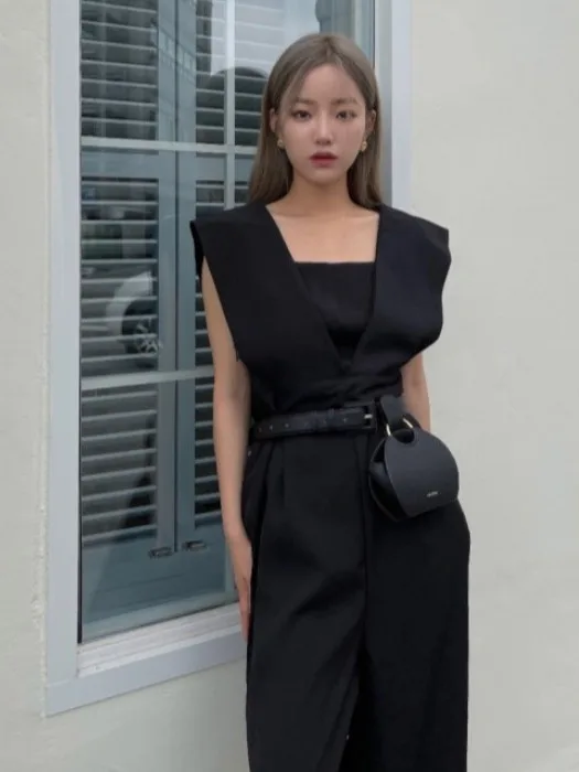 Elegant High Waist Pants Women's Fashion Slimming Leg Lengthening Korean Style Casual Pants Summer Collection
Elegant High Waist Pants Women's Fashion Slimming Leg Lengthening Korean Style Casual Pants Summer Collection