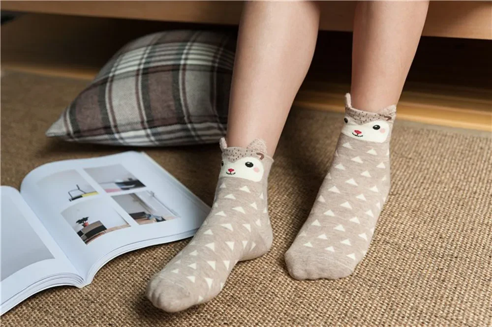 Adorable Harajuku Style Cartoon Socks with Cute Animal Ears - Rabbit, Panda, and Fox for Trendy Fashionistas
Adorable Harajuku Style Cartoon Socks with Cute Animal Ears - Rabbit, Panda, and Fox for Trendy Fashionistas