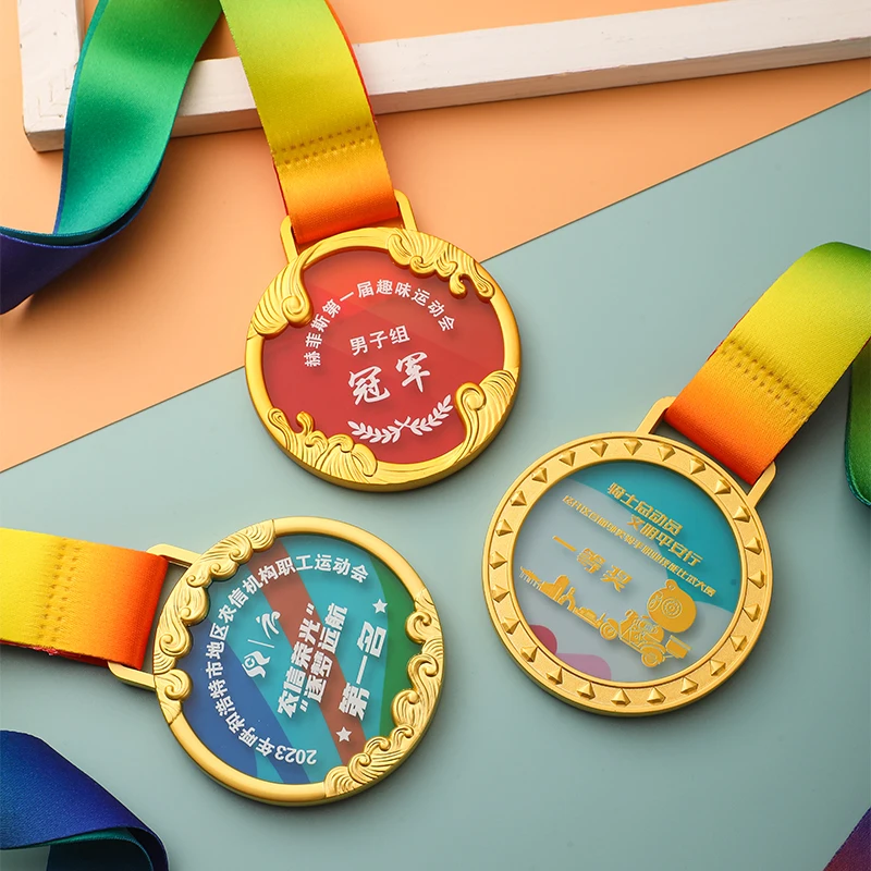 Gold Silver Bronze Awards DIY Crystal Metal Medal Sports Winner's Medal Mountaineerin Tourist Attractionsg Souvenir Gifts
Gold Silver Bronze Awards DIY Crystal Metal Medal Sports Winner's Medal Mountaineerin Tourist Attractionsg Souvenir Gifts
