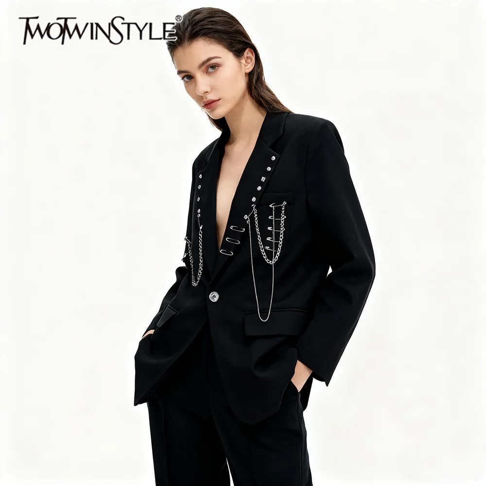 TWOTWINSTYLE свободные уличные блейзеры с цепочками для женщин, модный пиджак с лацканами и длинными рукавами в стиле пэчворк, расшитый блестками, женский новый
TWOTWINSTYLE свободные уличные блейзеры с цепочками для женщин, модный пиджак с лацканами и длинными рукавами в стиле пэчворк, расшитый блестками, женский новый