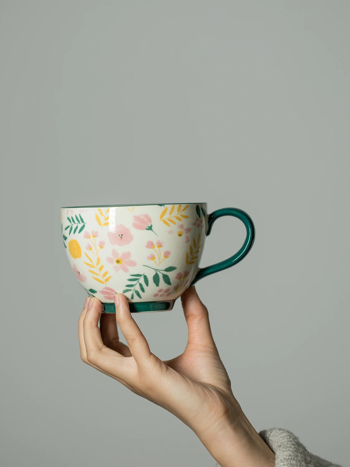 Retro Ceramic Coffee Mug Four Seasons Cup Milk Pattern Sweetened Cereal Milk Cup Handheld Iron Cup Floral Design Single Ear H...
Retro Ceramic Coffee Mug Four Seasons Cup Milk Pattern Sweetened Cereal Milk Cup Handheld Iron Cup Floral Design Single Ear H...
