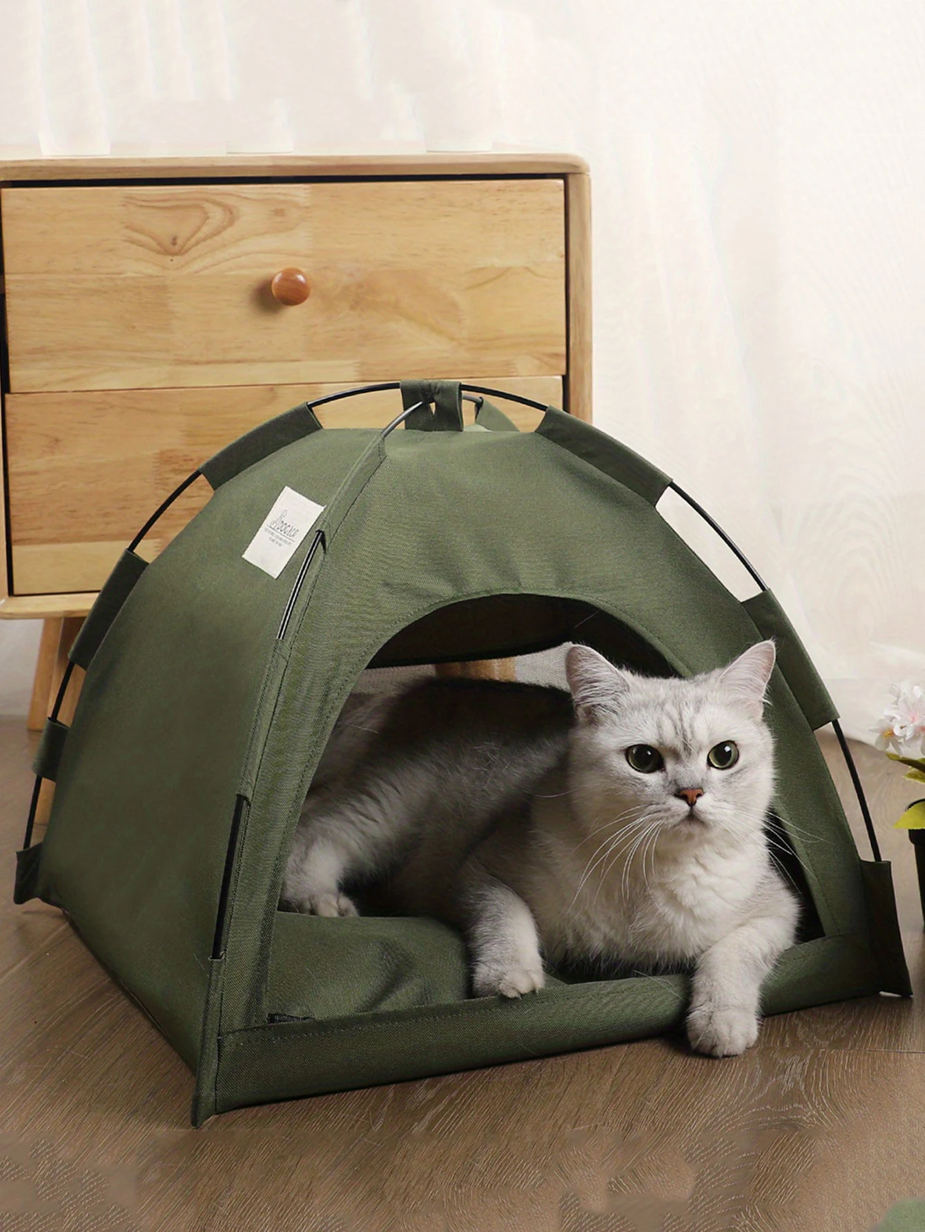 Pet Tent House Detachable Closed Dog Cat Tent Bed Indoor Folding Portable Comfortable
Pet Tent House Detachable Closed Dog Cat Tent Bed Indoor Folding Portable Comfortable