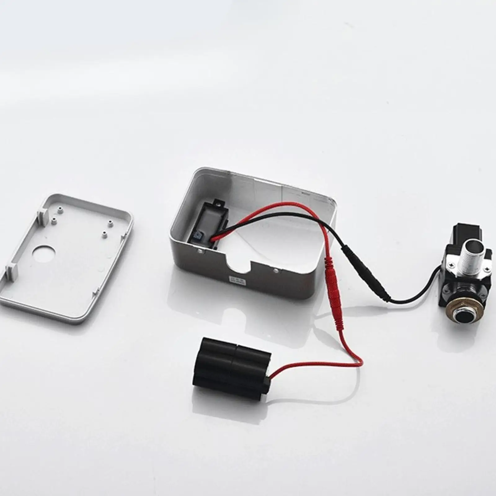 Wall Mounted Urinal Flush Smart Valve Advanced Sensor Brass Touchless Toilet Valve Cleaner Flusher Parts for Renovation Projects
Wall Mounted Urinal Flush Smart Valve Advanced Sensor Brass Touchless Toilet Valve Cleaner Flusher Parts for Renovation Projects