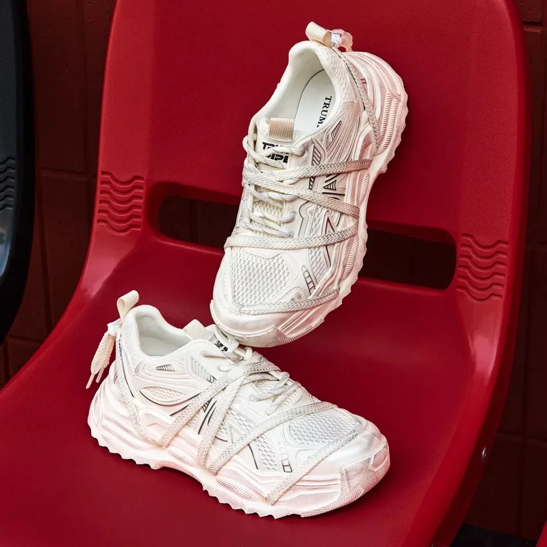 Повседневные мужские модные кроссовки для увеличения роста, спортивные, с круглым носком, на резиновой подошве, однотонные
Повседневные мужские модные кроссовки для увеличения роста, спортивные, с круглым носком, на резиновой подошве, однотонные