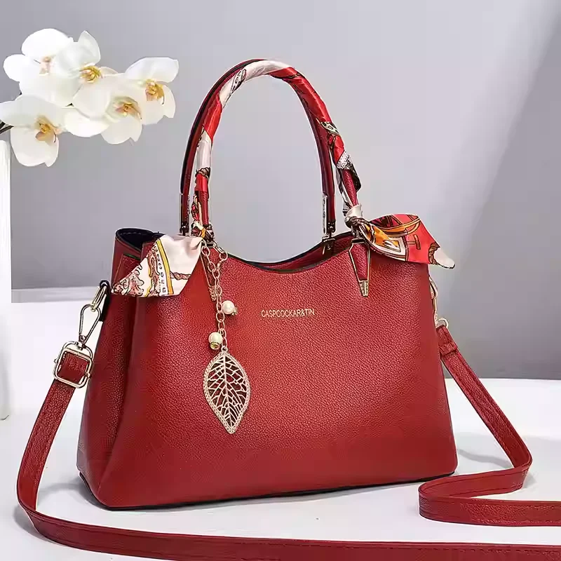 Wedding Red Large Capaci Faionable Bridal Handbag Street Cool Sle Women's oulder Bag Soft Handle Ladies Purse
Wedding Red Large Capaci Faionable Bridal Handbag Street Cool Sle Women's oulder Bag Soft Handle Ladies Purse