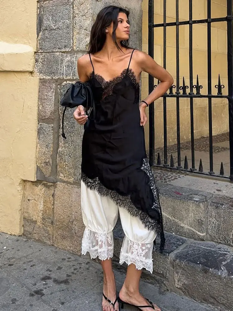 Tossy Sexy Lace Halter Dresses Female Backless Patchwork V-Neck Summer 2025 New Slim Party Dress Women Spaghetti Bodycon Dress
Tossy Sexy Lace Halter Dresses Female Backless Patchwork V-Neck Summer 2025 New Slim Party Dress Women Spaghetti Bodycon Dress