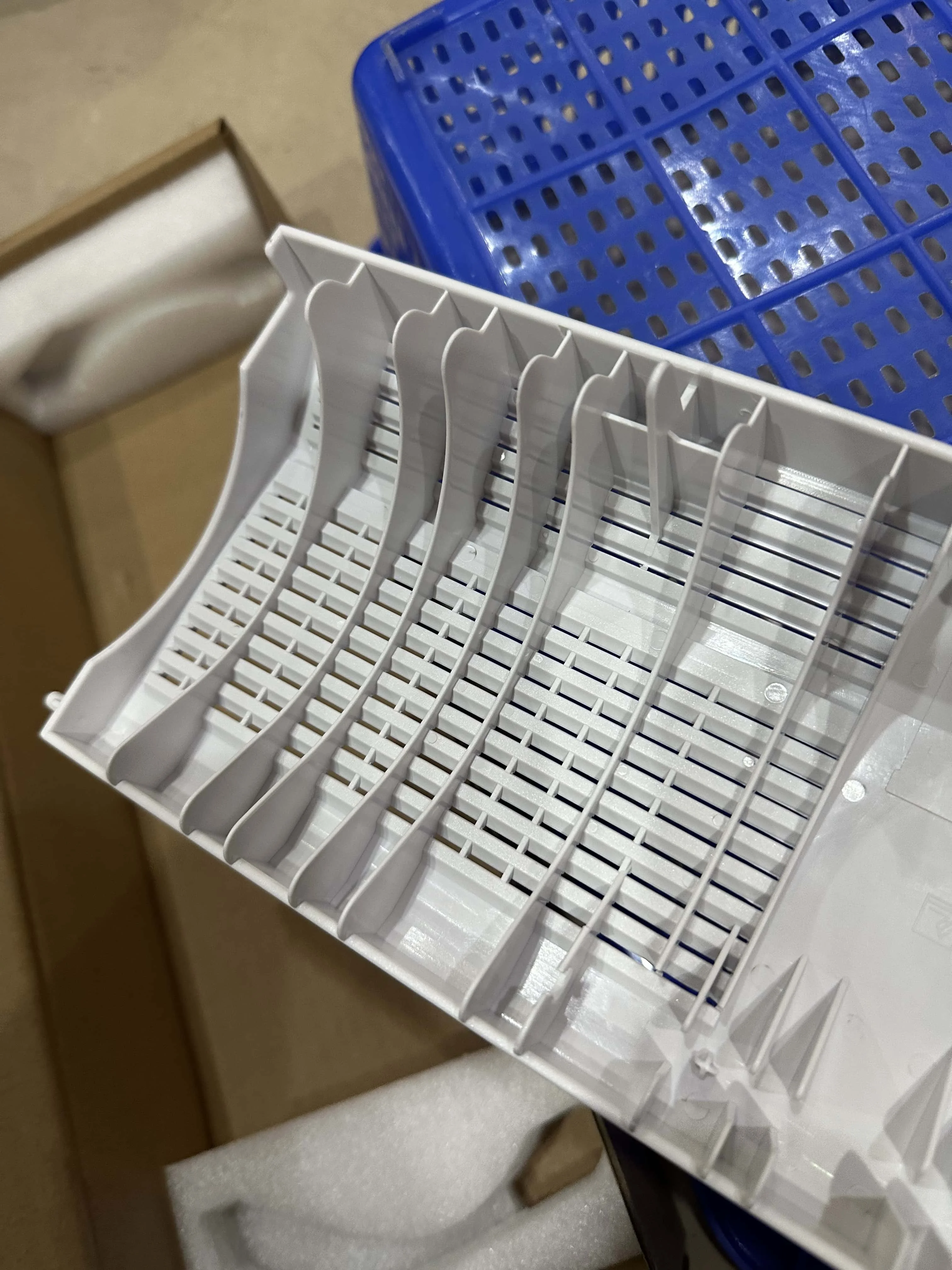 B223-4531 Крышка дуплексной верхней направляющей пластины для Ricoh Aficio MP4000 5000 4002 5002 MP C5502 C4502 C3502 C3501 C3001 C5501 C4501 C3501
B223-4531 Крышка дуплексной верхней направляющей пластины для Ricoh Aficio MP4000 5000 4002 5002 MP C5502 C4502 C3502 C3501 C3001 C5501 C4501 C3501