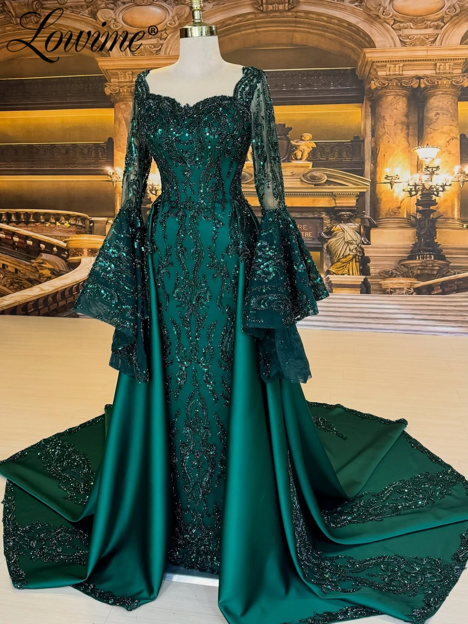 Customized Emerald Green Mermaid Evening Dresses Long Sleeve With Detachable Train Arabic Party Dress Beaded Prom Gowns Vestidos
Customized Emerald Green Mermaid Evening Dresses Long Sleeve With Detachable Train Arabic Party Dress Beaded Prom Gowns Vestidos