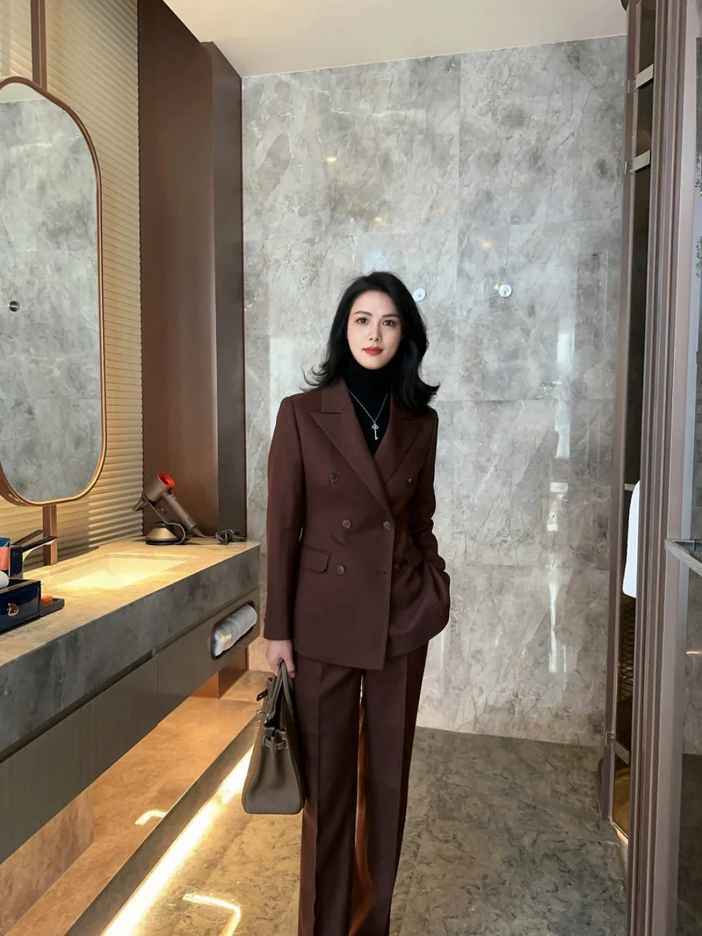 Autumn Winter Caramel Color Slim Straight Pants mat Women's Suit Set Original Design Pure Color Long Sve Regular Le...
Autumn Winter Caramel Color Slim Straight Pants mat Women's Suit Set Original Design Pure Color Long Sve Regular Le...