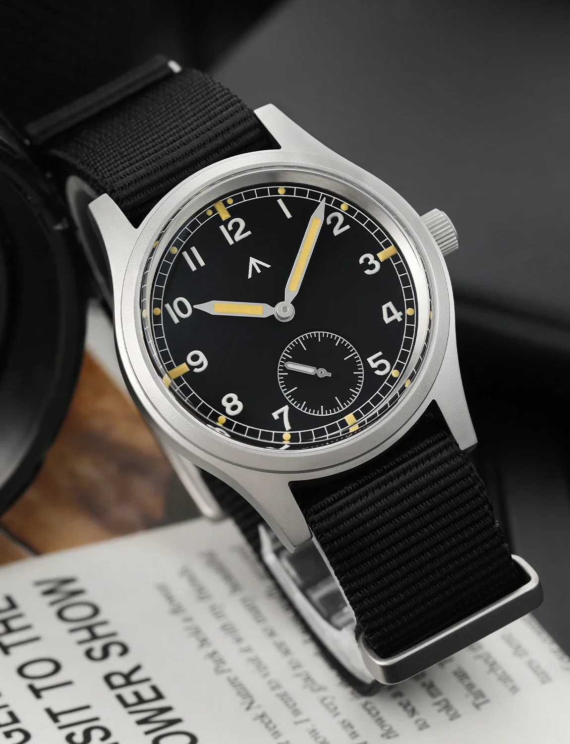 2025 Militado D12 Men's Watch VD78 Movement Quartz Watch Sapphire Crystal V2 Transparent AR Coated Watch 100m Waterproof Watches
2025 Militado D12 Men's Watch VD78 Movement Quartz Watch Sapphire Crystal V2 Transparent AR Coated Watch 100m Waterproof Watches