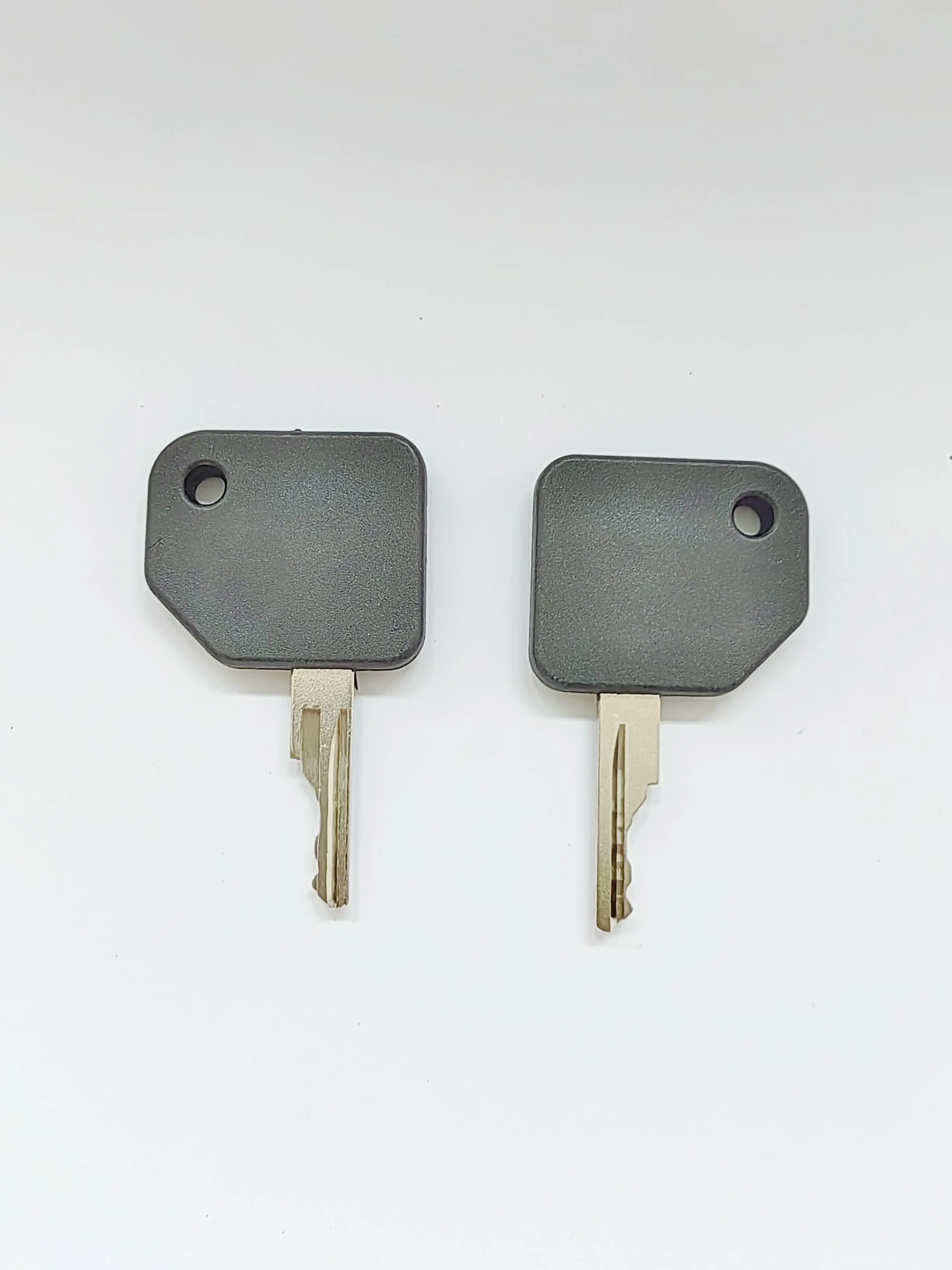 2PCS Case 282775A1 Ignition Switch Key Fits For Case IH Tractor Models 1080B 1550 1840 2366 3394 821
2PCS Case 282775A1 Ignition Switch Key Fits For Case IH Tractor Models 1080B 1550 1840 2366 3394 821