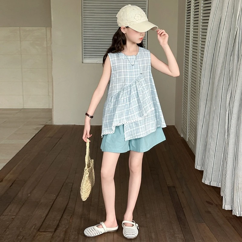 Girls Fashion Plaid Shirt Vest Shorts Two Piece Set Cute Cartoon Print Breathable Soft Cotton Casual Loose Fit Outfit for Kids
Girls Fashion Plaid Shirt Vest Shorts Two Piece Set Cute Cartoon Print Breathable Soft Cotton Casual Loose Fit Outfit for Kids
