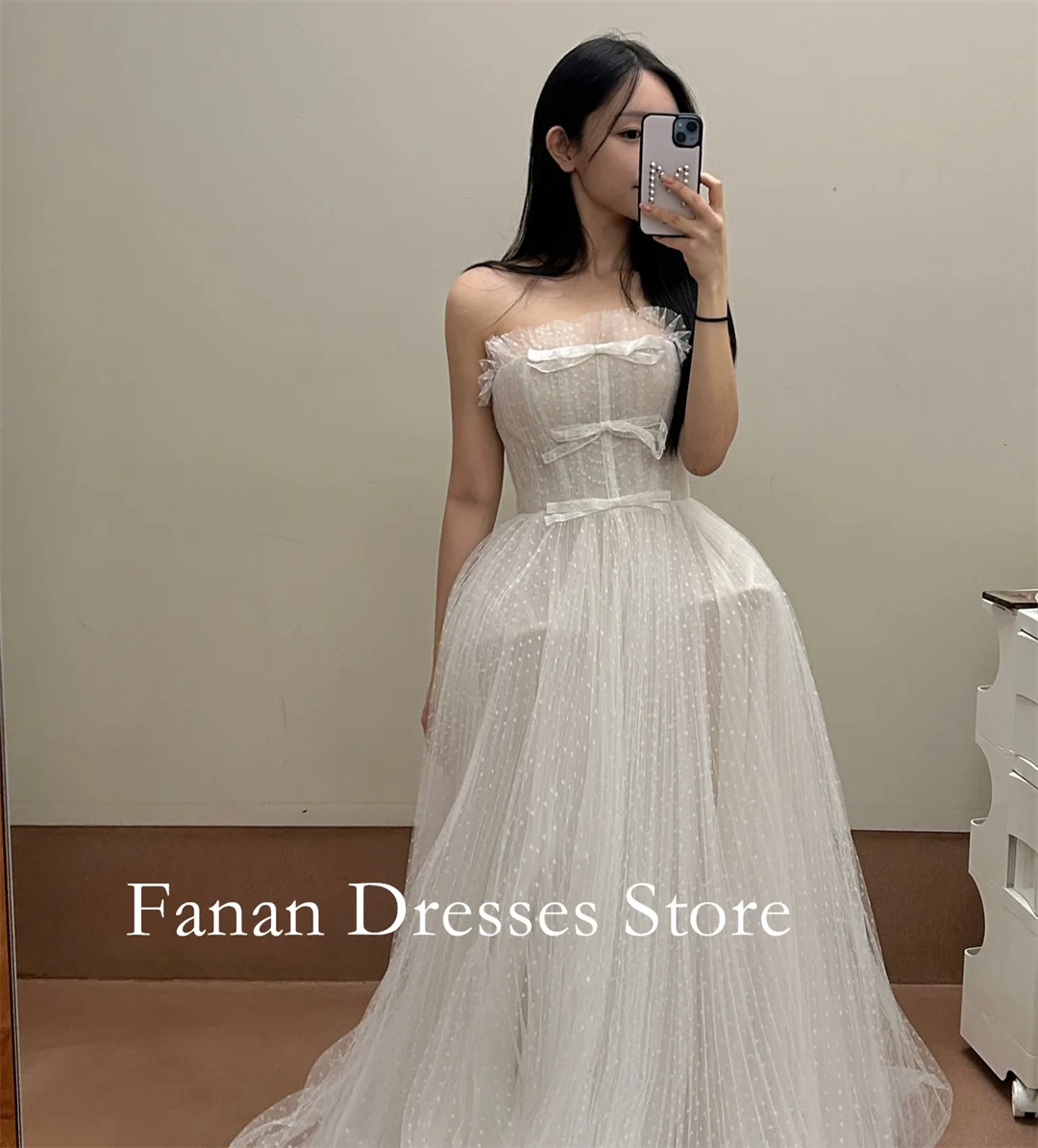 FANAN Korea Strapless Polka Dotted Tulle Bride Dresses A-Line Sleeveless Elegant Wedding Dresses 웨딩드레스 Ivory Customized Pre
FANAN Korea Strapless Polka Dotted Tulle Bride Dresses A-Line Sleeveless Elegant Wedding Dresses 웨딩드레스 Ivory Customized Pre